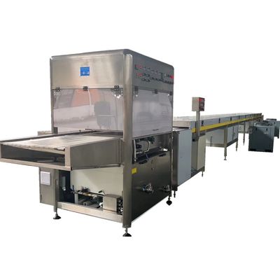 kaufen Automatische Schokoladenverhüllungsmaschine mit 304 Edelstahlbau und 18M Kühlkanal für Bäckerei online manufacture